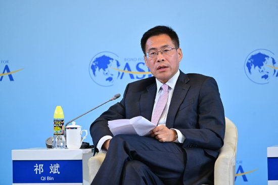 祁斌：香港将举办首届“香港全球金融与产业合作峰会”，打造港版“达沃斯论坛”